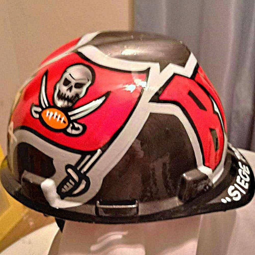 Custom Painted Tampa Bay Buccaneers Hard Hat Vintage Signs Artwork